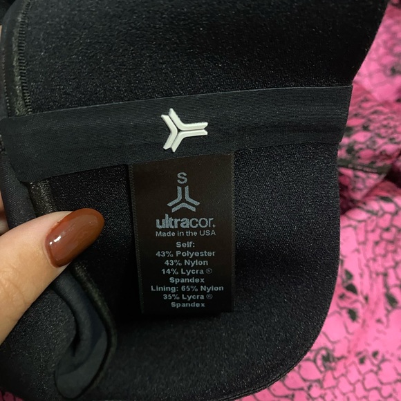 Ultracor Black and Pink Snake Print Activewear Set (S/S) - Picture 4 of 4